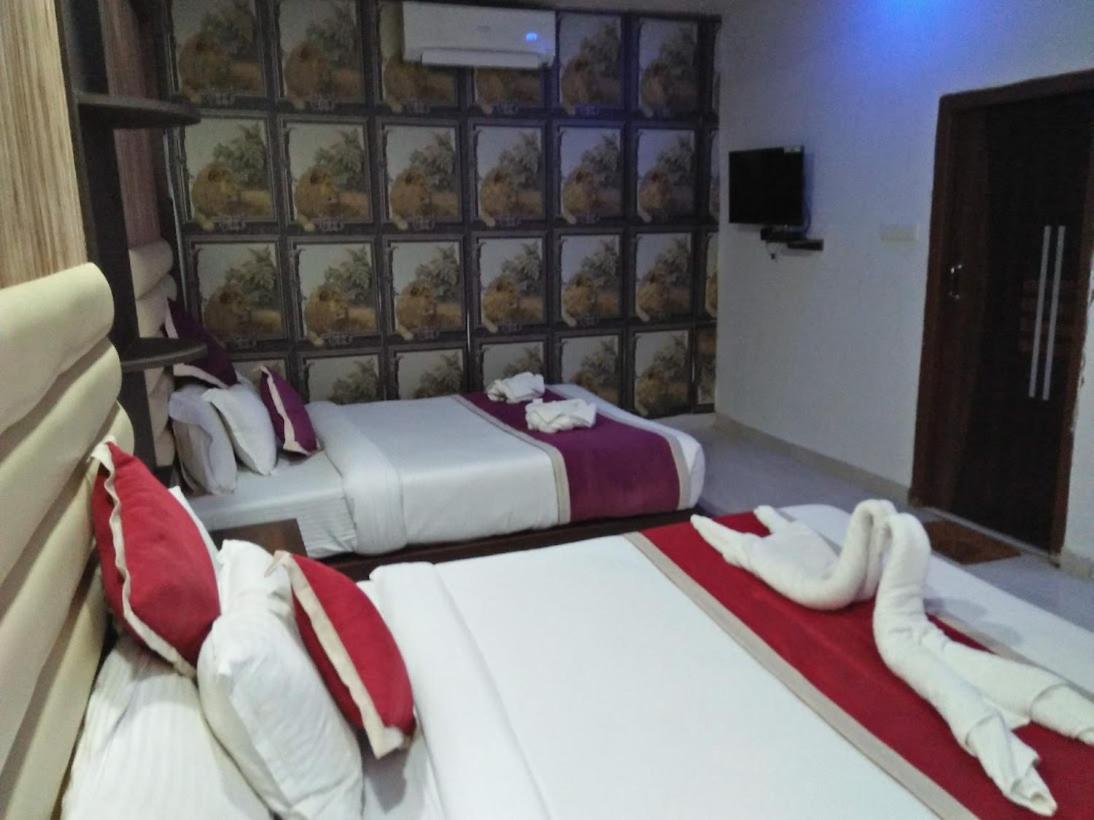 Royal Villa Beach Resort Govind Nagar Exteriör bild